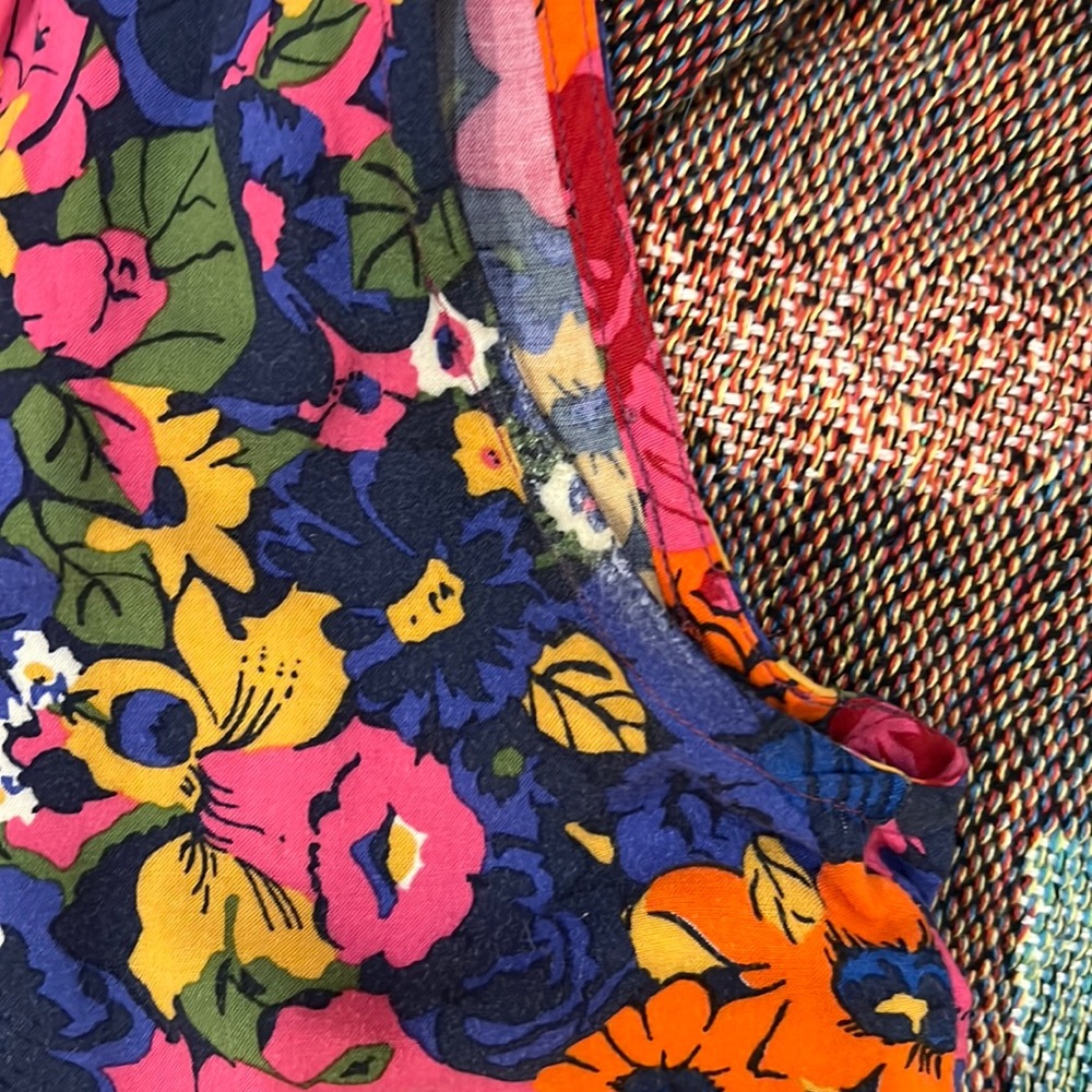 FARM Rio Multicolor Floral Vest - Picture 8 of 8